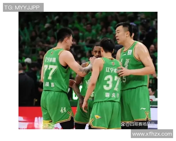 男篮广东队与江苏队激战正酣赛场精彩瞬间回顾与分析