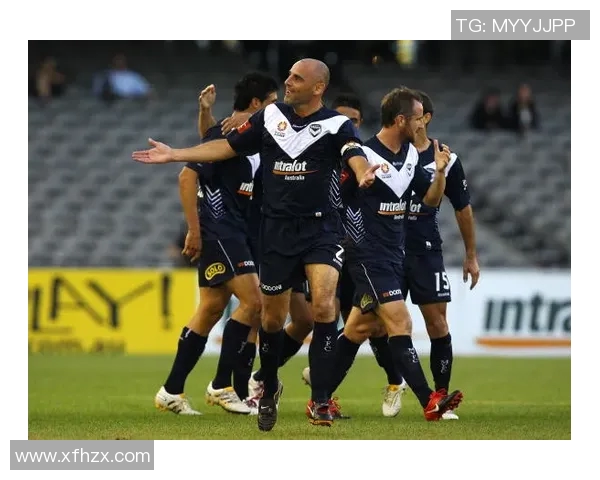 国安在主场迎战墨尔本胜利全力争胜展现球队实力与斗志 国安在主场迎战墨尔本胜利全力争胜展现球队实力与斗志