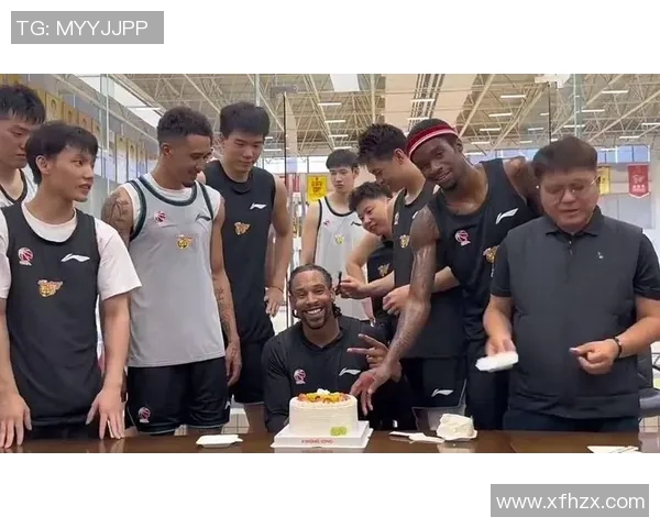 2020年广东队与首钢队精彩对决全场集锦回顾与分析